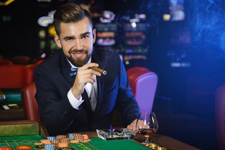 Pengguna mobile membaca kabar jfgaming168